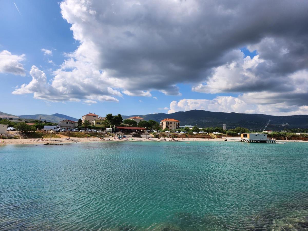 Апартаменты Airport Split Каштель-Штафилич Экстерьер фото